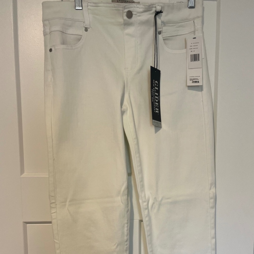 Liverpool *NWT!!** The Glider Pull On white denim